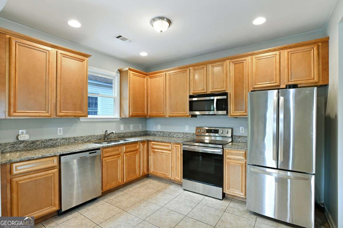 898 Allene Avenue Atlanta - 6