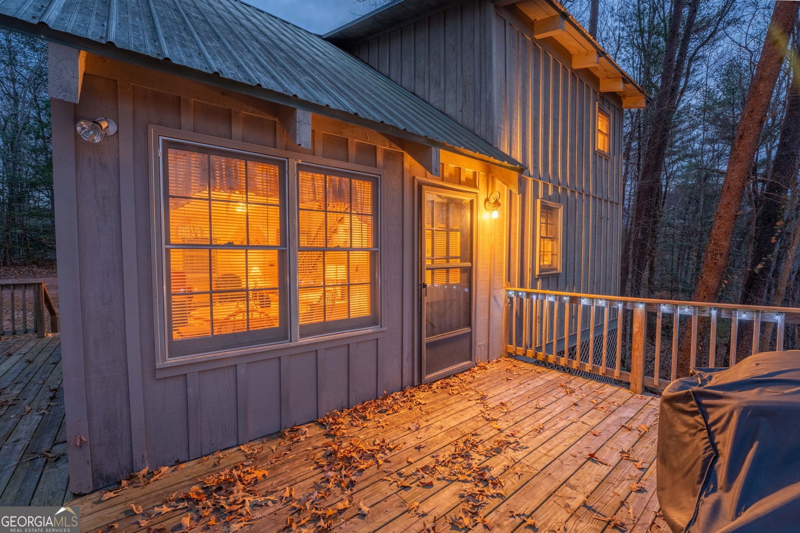 220 McConnell Court Helen - 34