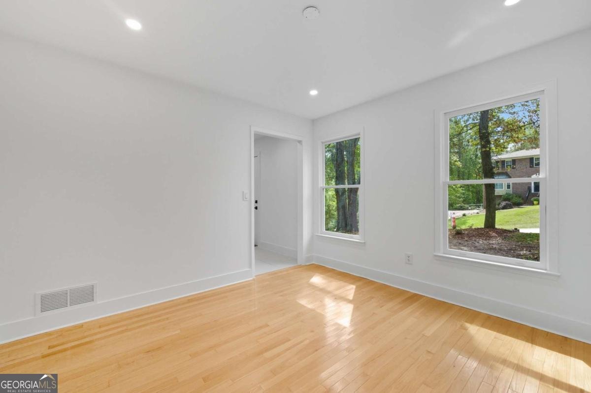 51 Queen Anne Dr Mableton - 13