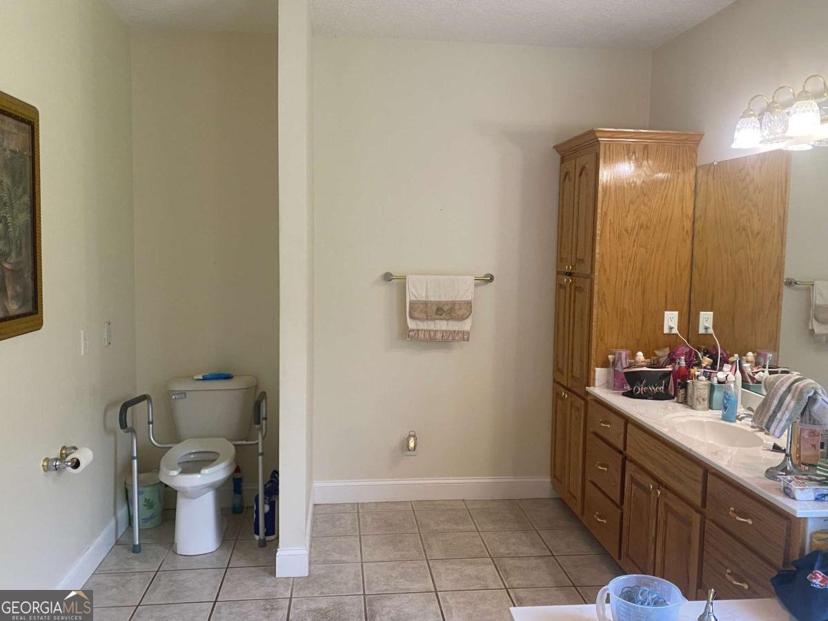 2604 Ga Highway 147 Lyons - 43