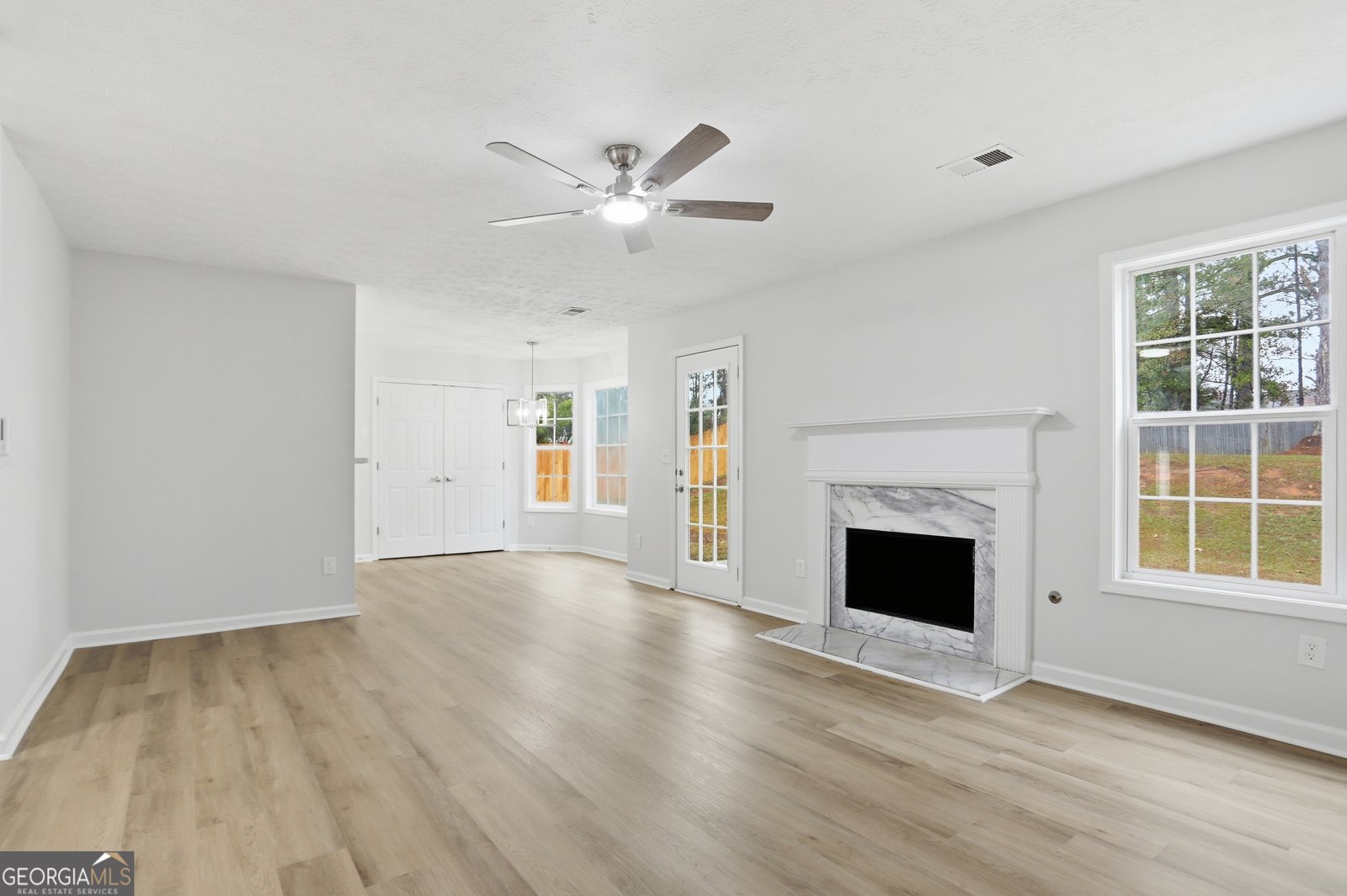 5556 Claridge Circle Stonecrest - 12