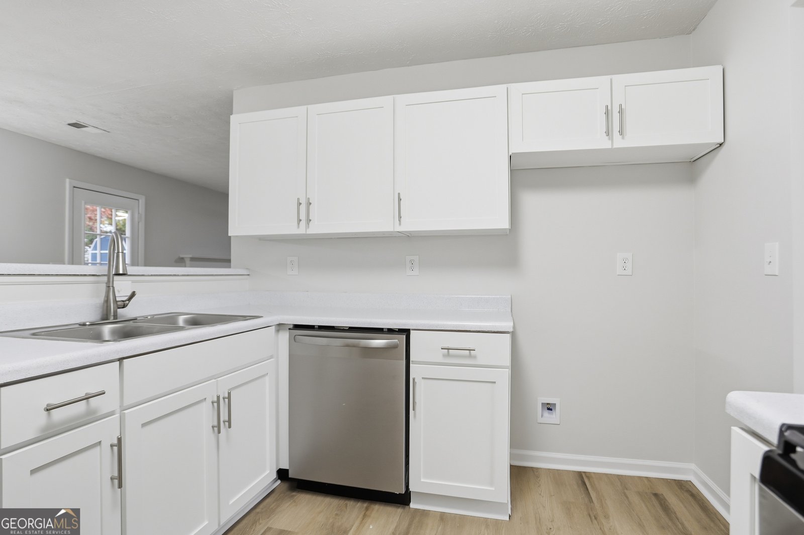 5556 Claridge Circle Stonecrest - 8