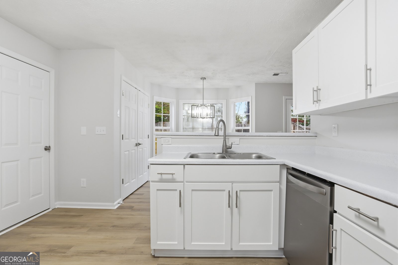 5556 Claridge Circle Stonecrest - 9