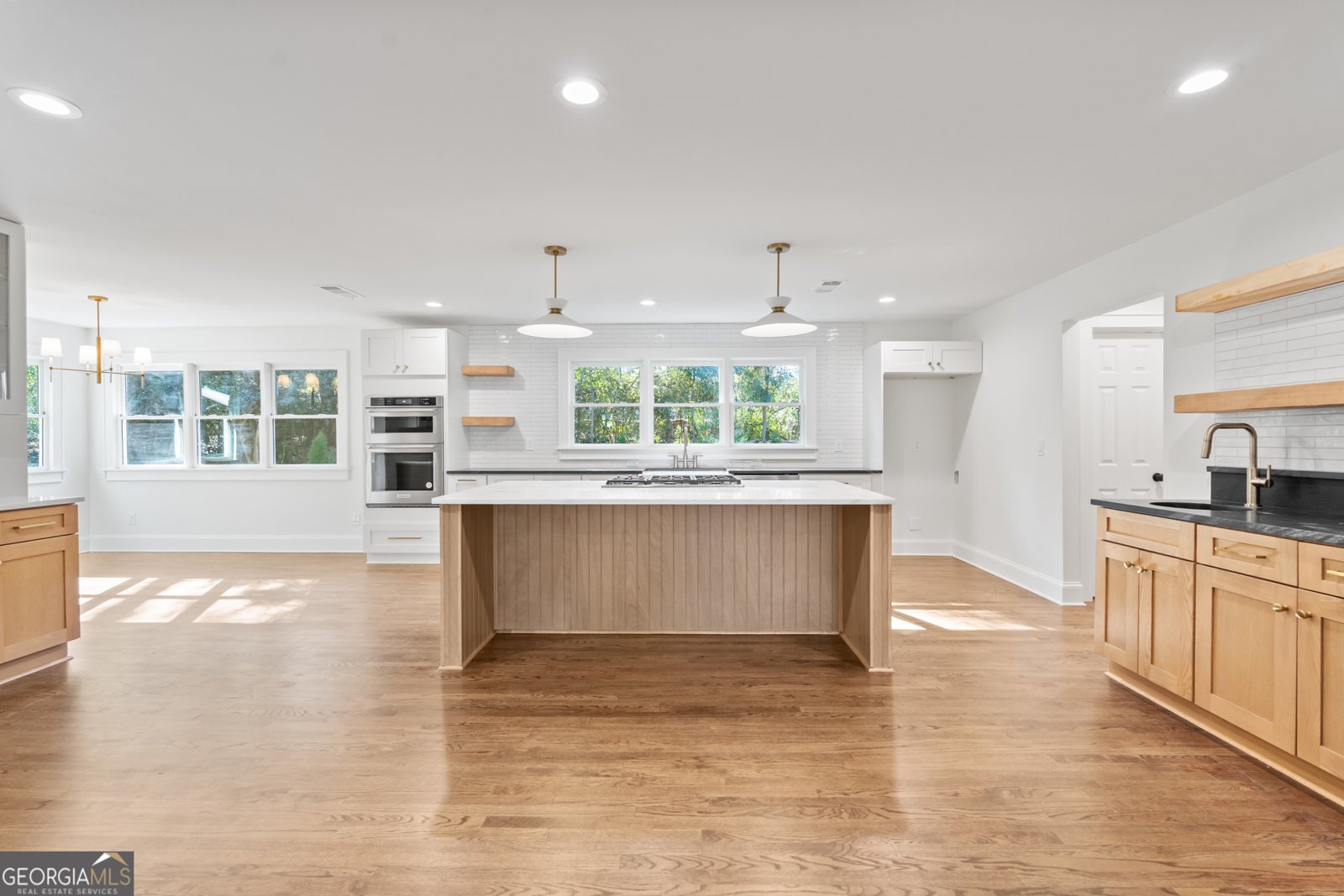 265 Springdale Street Athens - 4