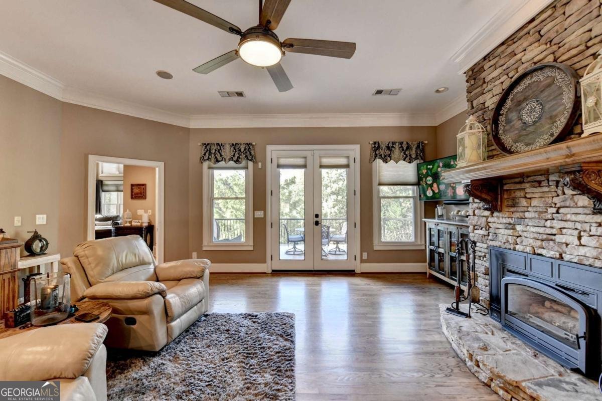 2850 Roanoke Road Cumming - 43