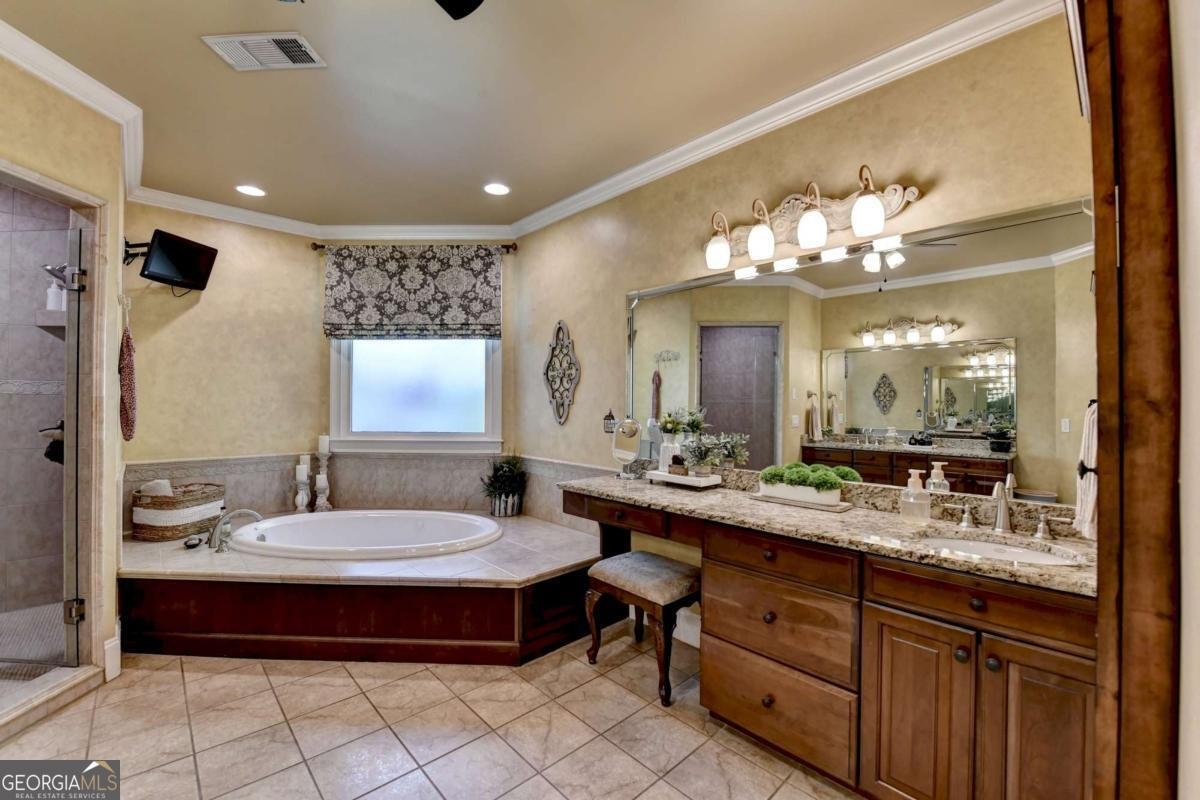 2850 Roanoke Road Cumming - 54