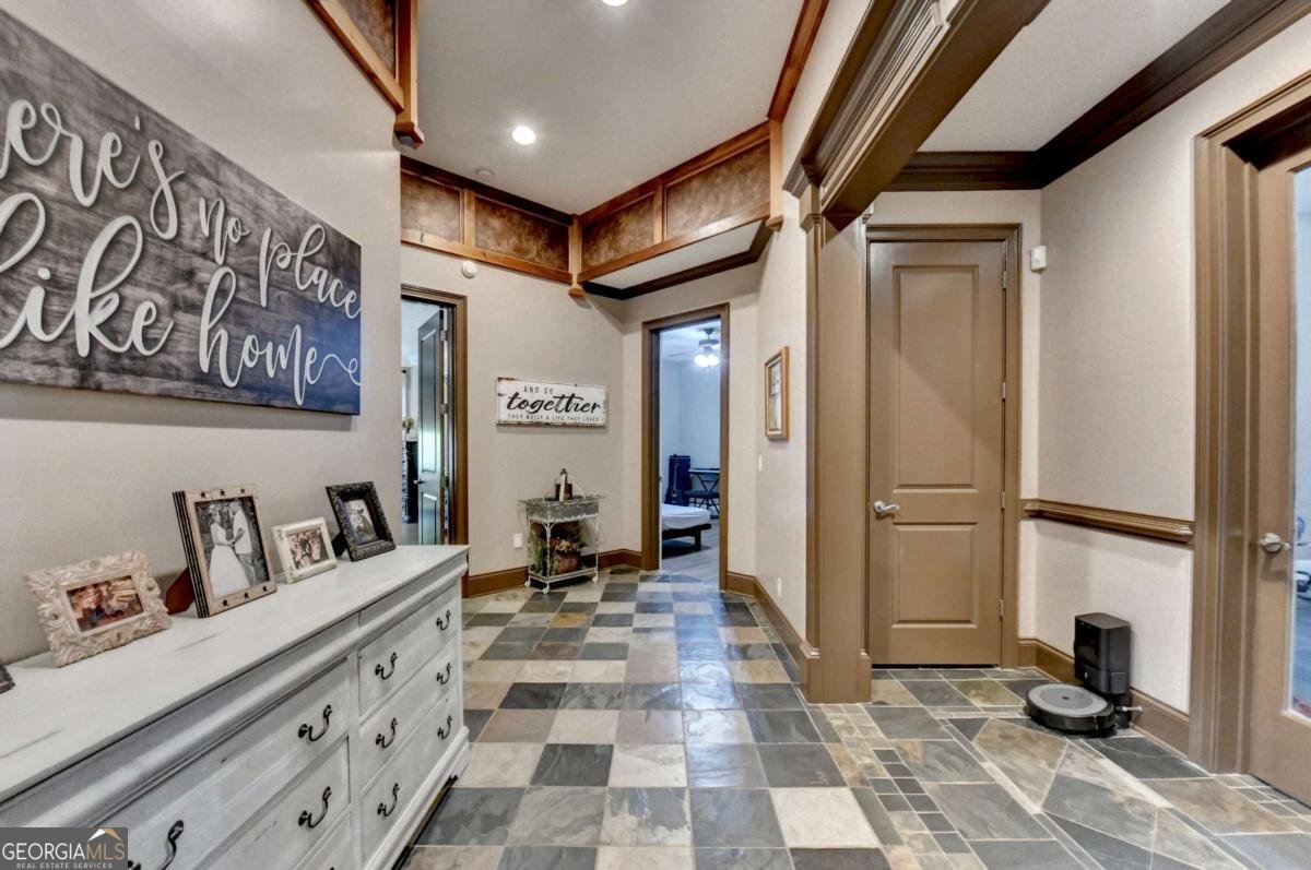 2850 Roanoke Road Cumming - 95