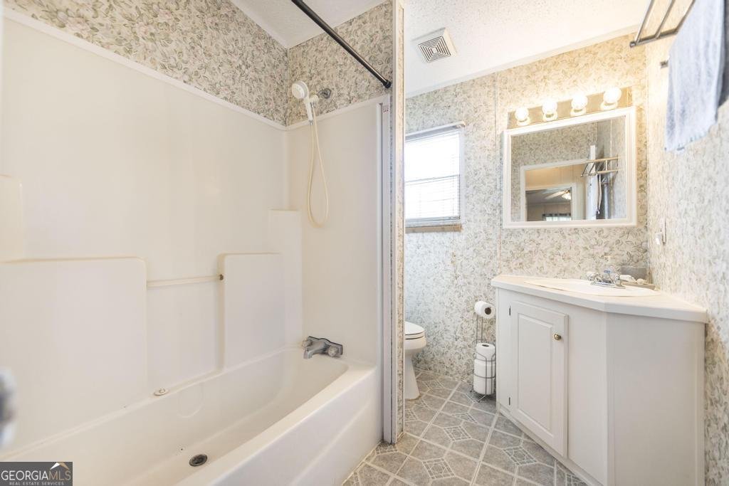 100 Coventry Manor Court Byron - 24