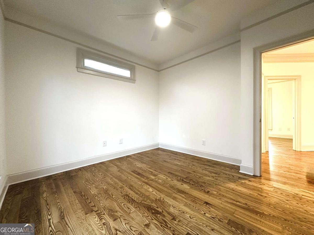 947 Chase Street Athens - 16