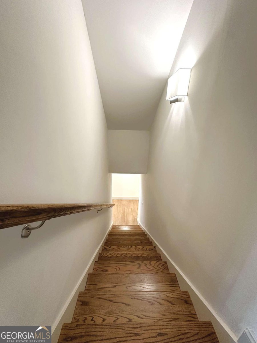 947 Chase Street Athens - 27