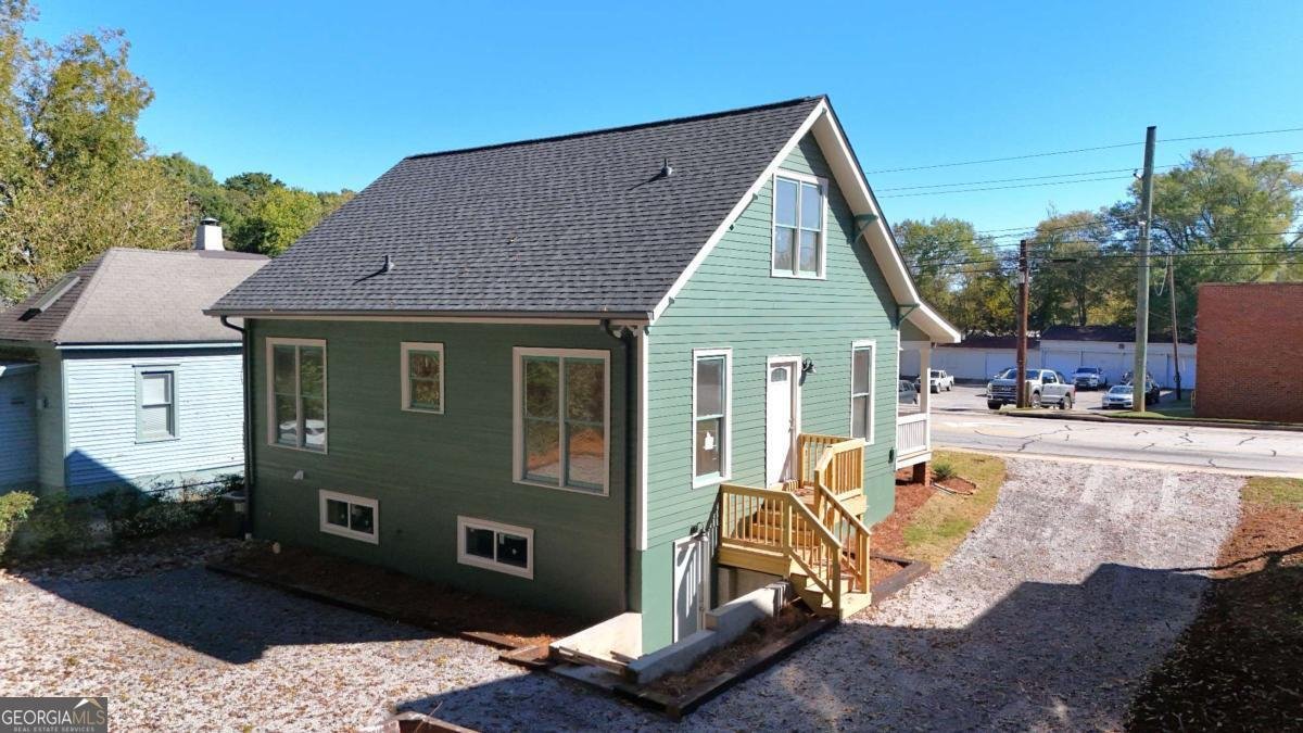 947 Chase Street Athens - 4