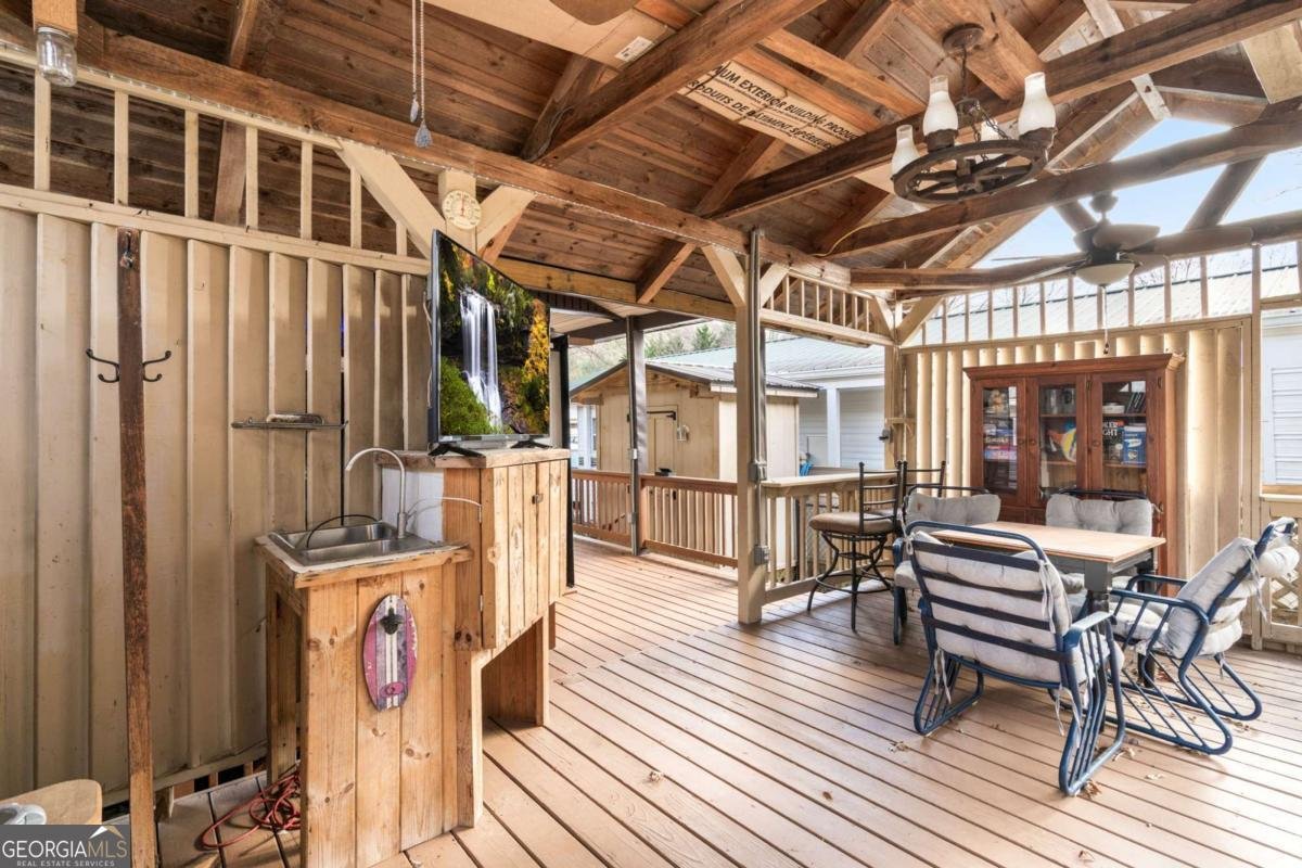 4119 Riverbank Run Hiawassee - 22