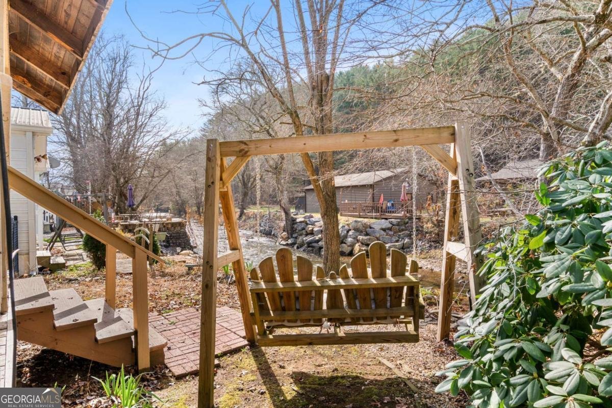 4119 Riverbank Run Hiawassee - 32