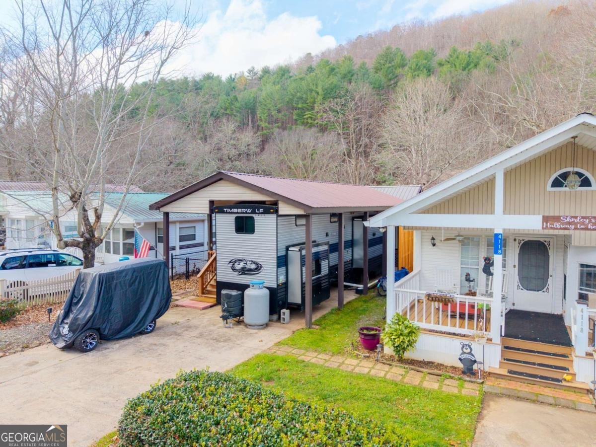 4119 Riverbank Run Hiawassee - 37