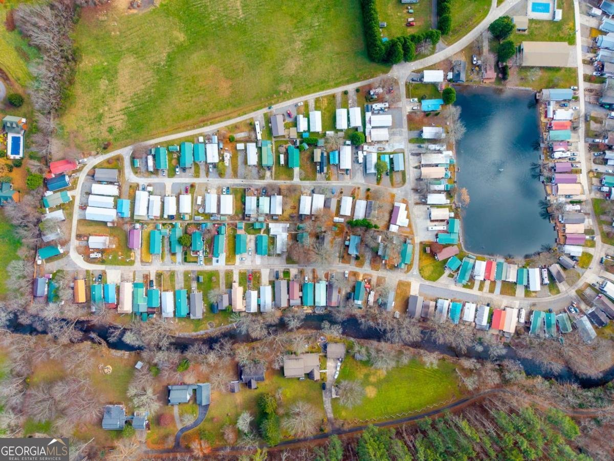 4119 Riverbank Run Hiawassee - 38