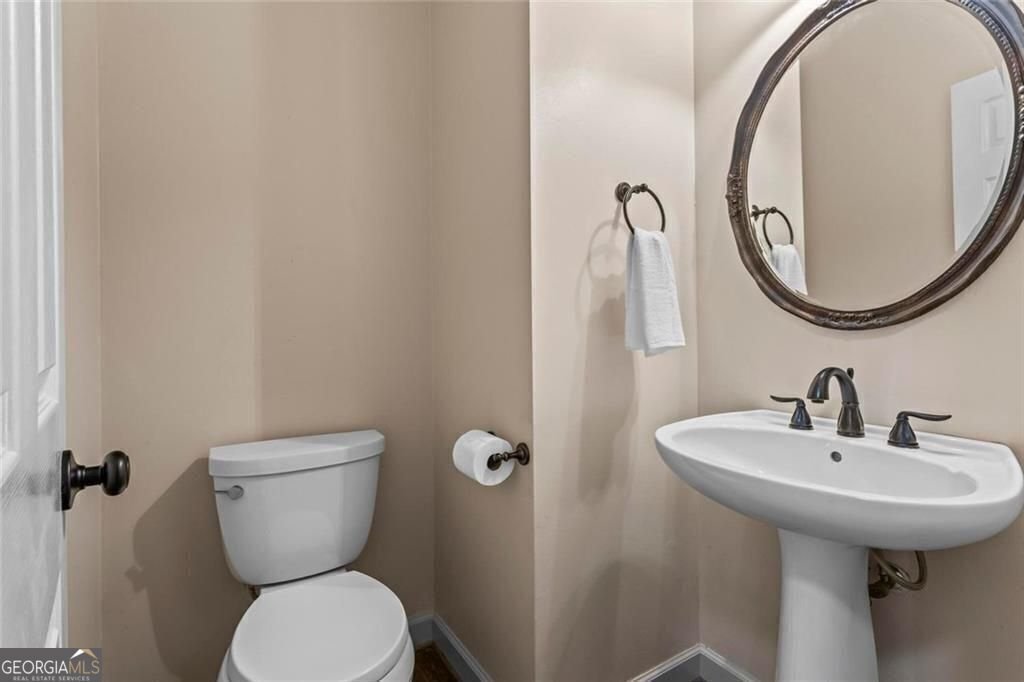 1605 Spinnaker Drive Alpharetta - 19