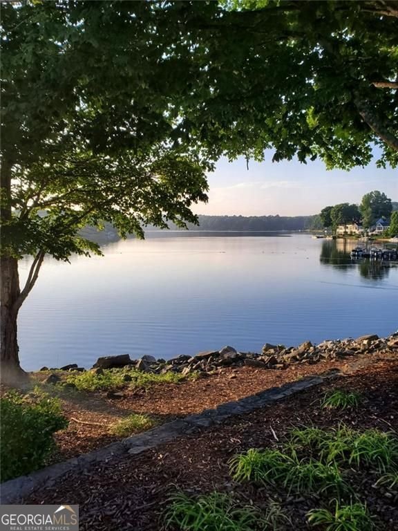 1605 Spinnaker Drive Alpharetta - 30