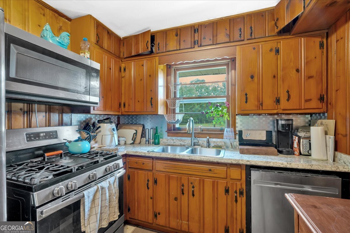 7783 Cantrell Road Douglasville - 12