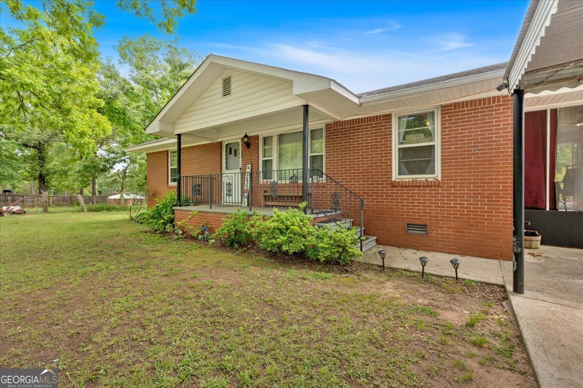 7783 Cantrell Road Douglasville - 7