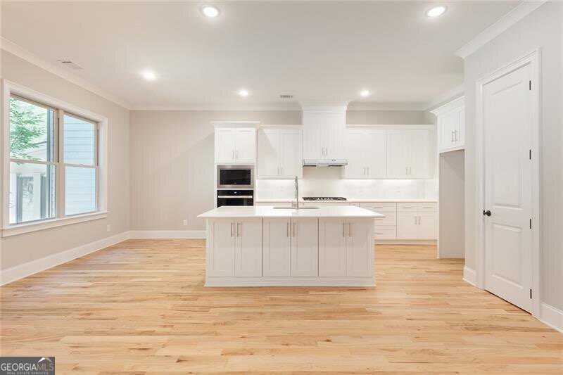 302 Trecastle Lane Canton - 10