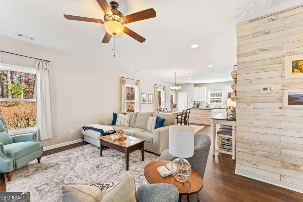 256 Belmont Hills Court Dallas - 11