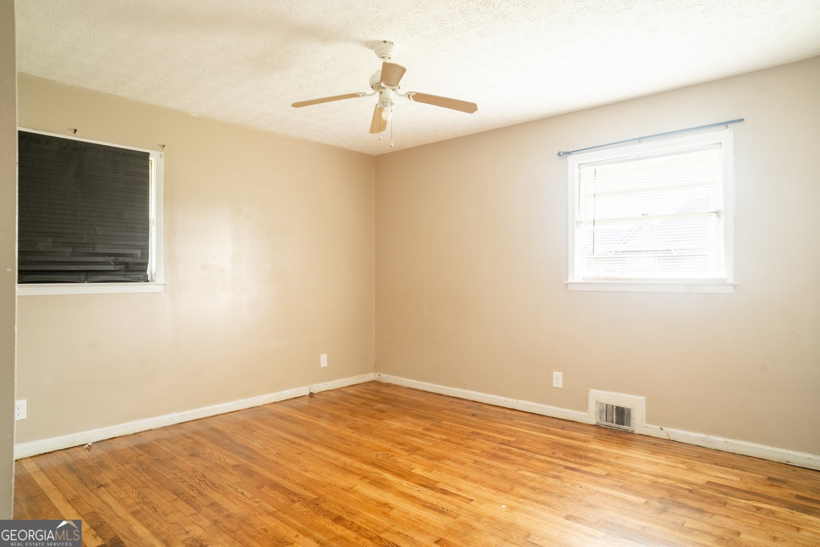 8448 Taylor Road Riverdale - 10