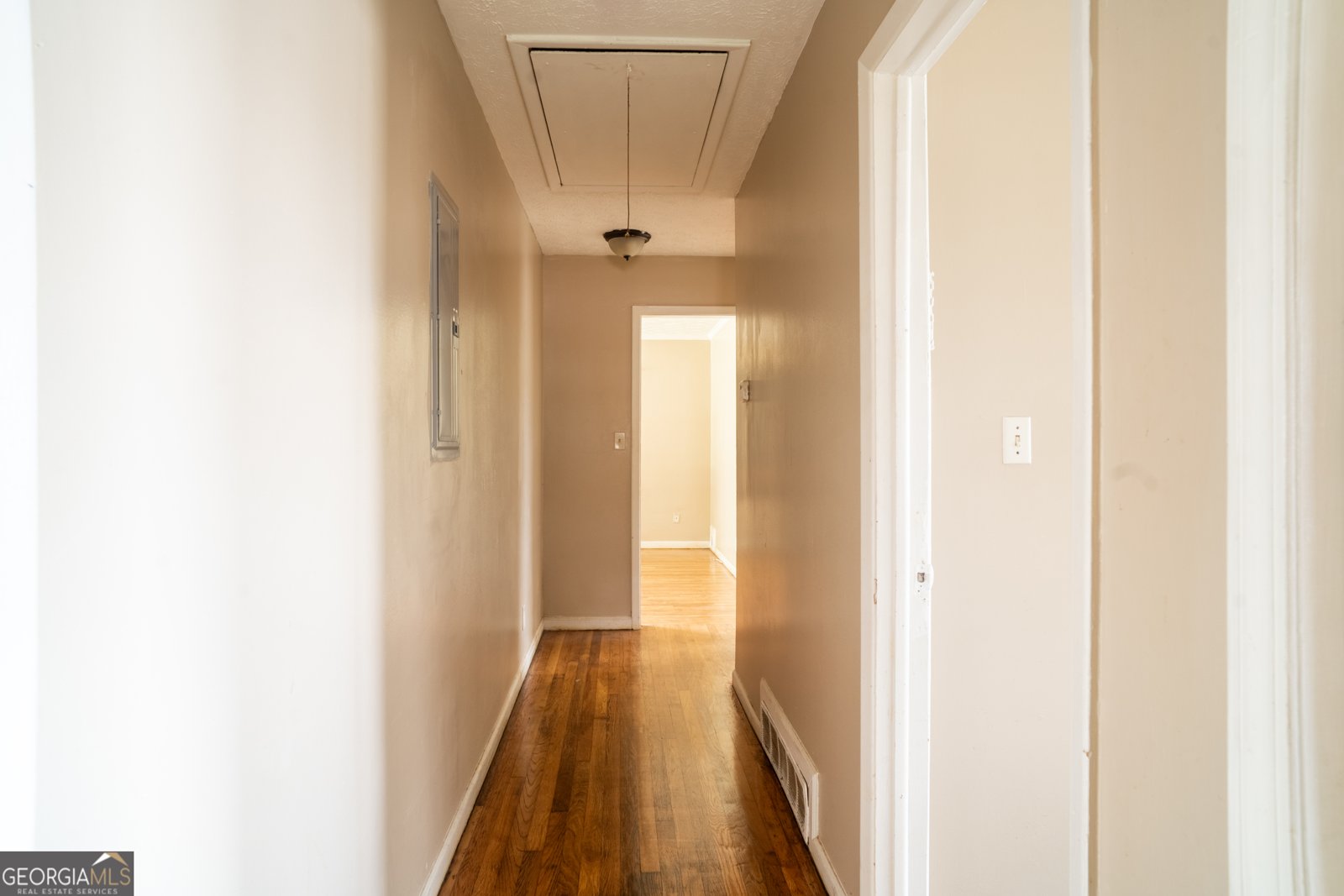 8448 Taylor Road Riverdale - 9