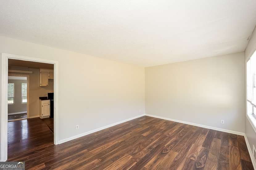 5386 Saint Lo Lane Atlanta - 3