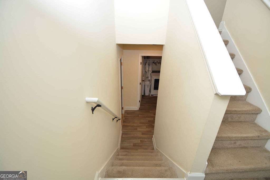 5614 Hawthorn Drive Gillsville - 24