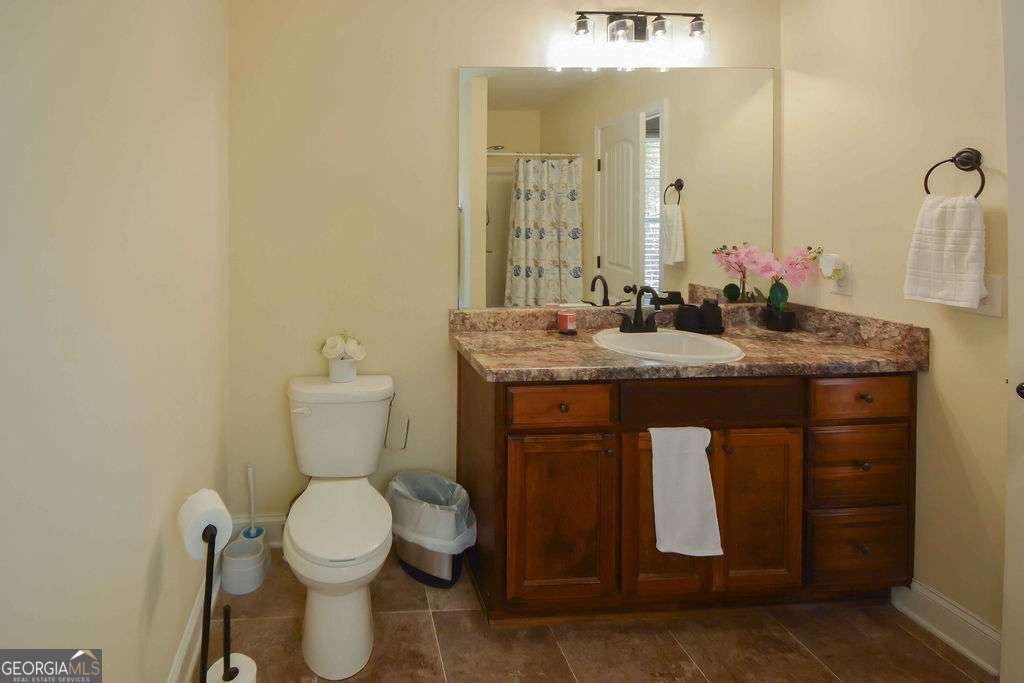 5614 Hawthorn Drive Gillsville - 25