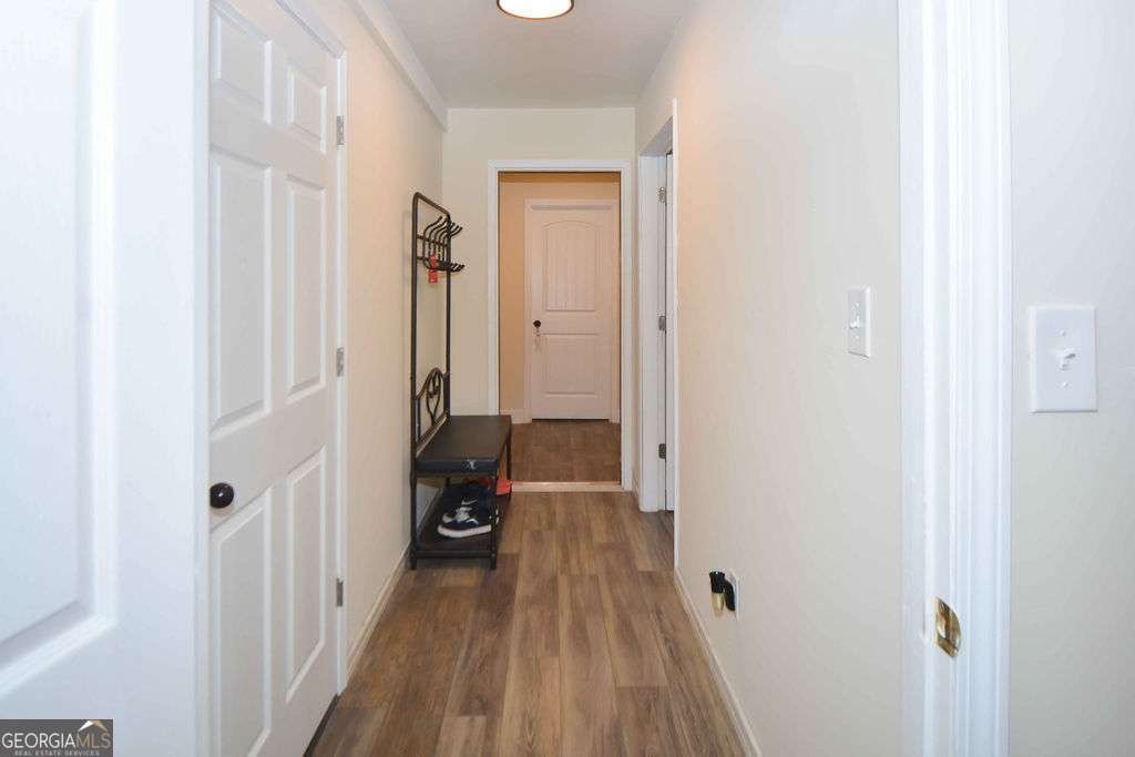 5614 Hawthorn Drive Gillsville - 34