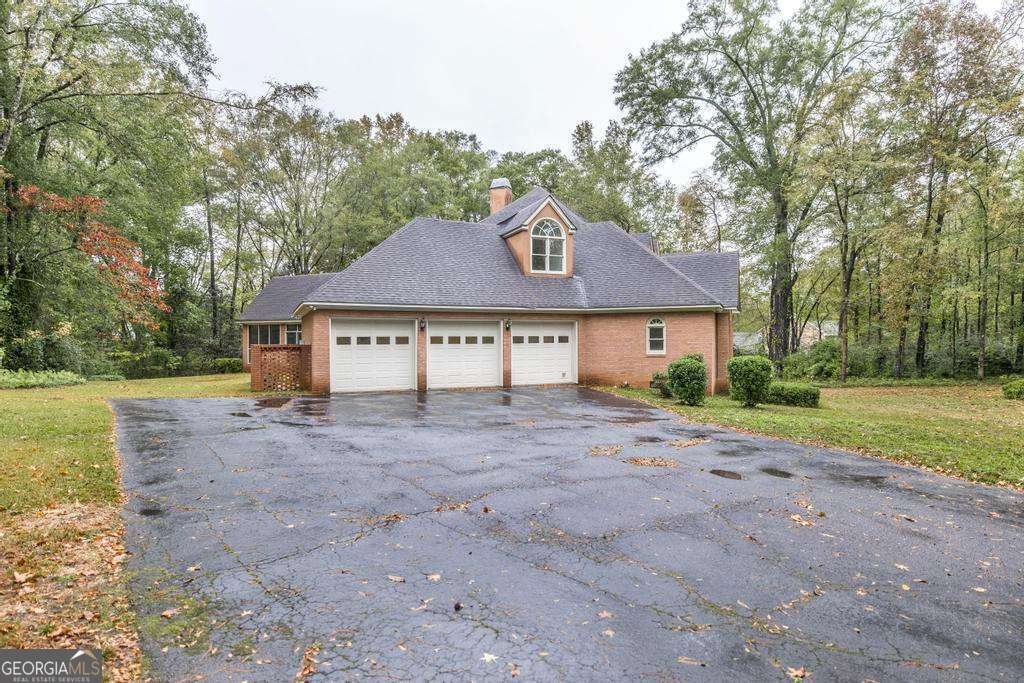 155 Howard Oaks Drive Macon - 28