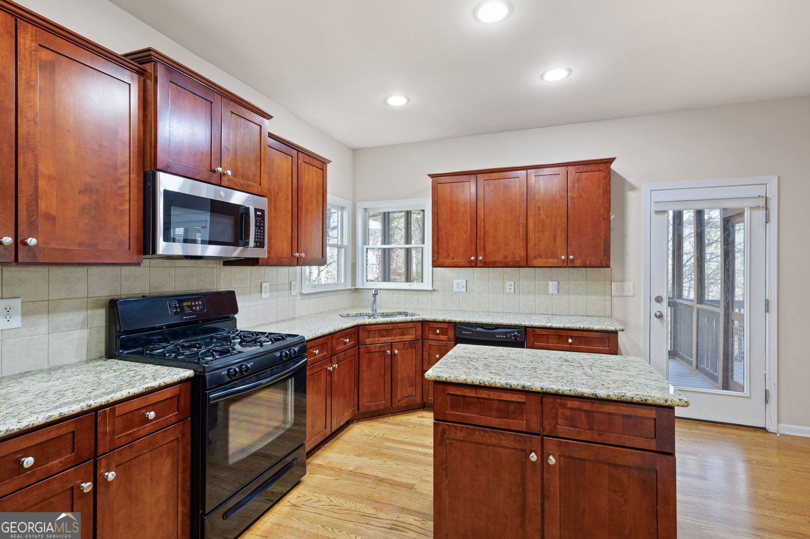 334 Maple View Court Dallas - 13