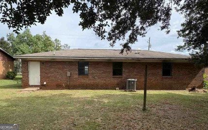 1502 Hall Street Bainbridge - 4