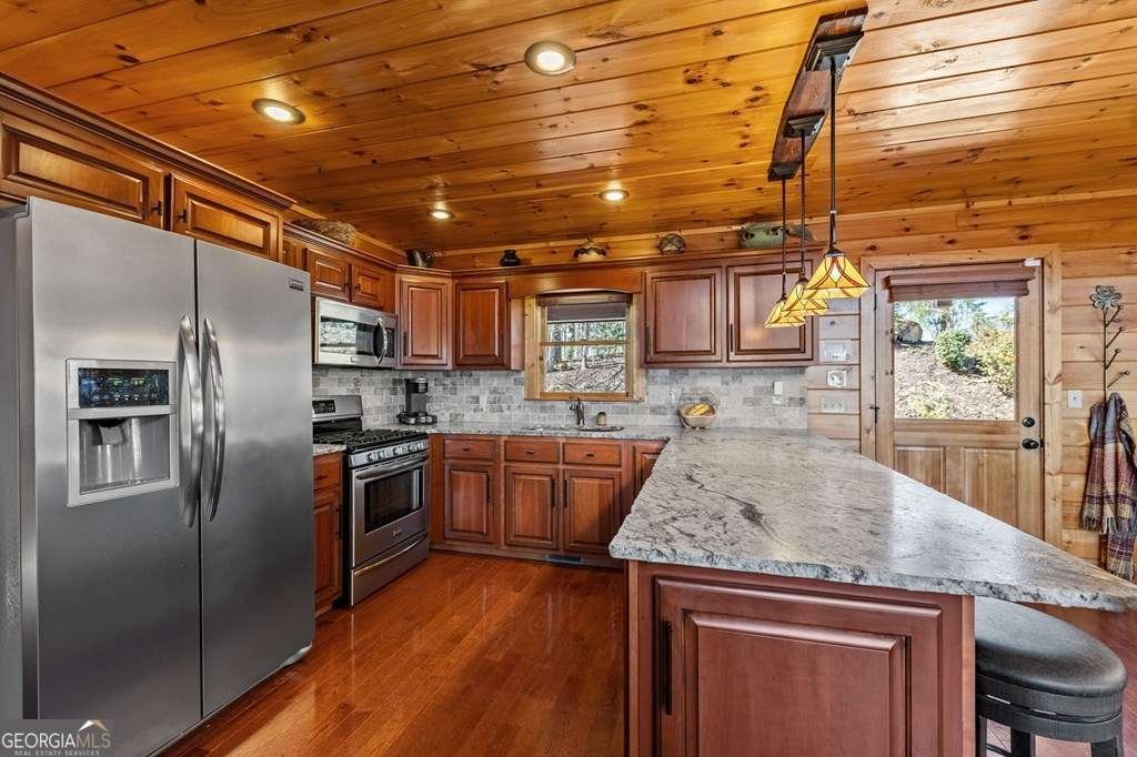 218 Chickadee Drive Blue Ridge - 24