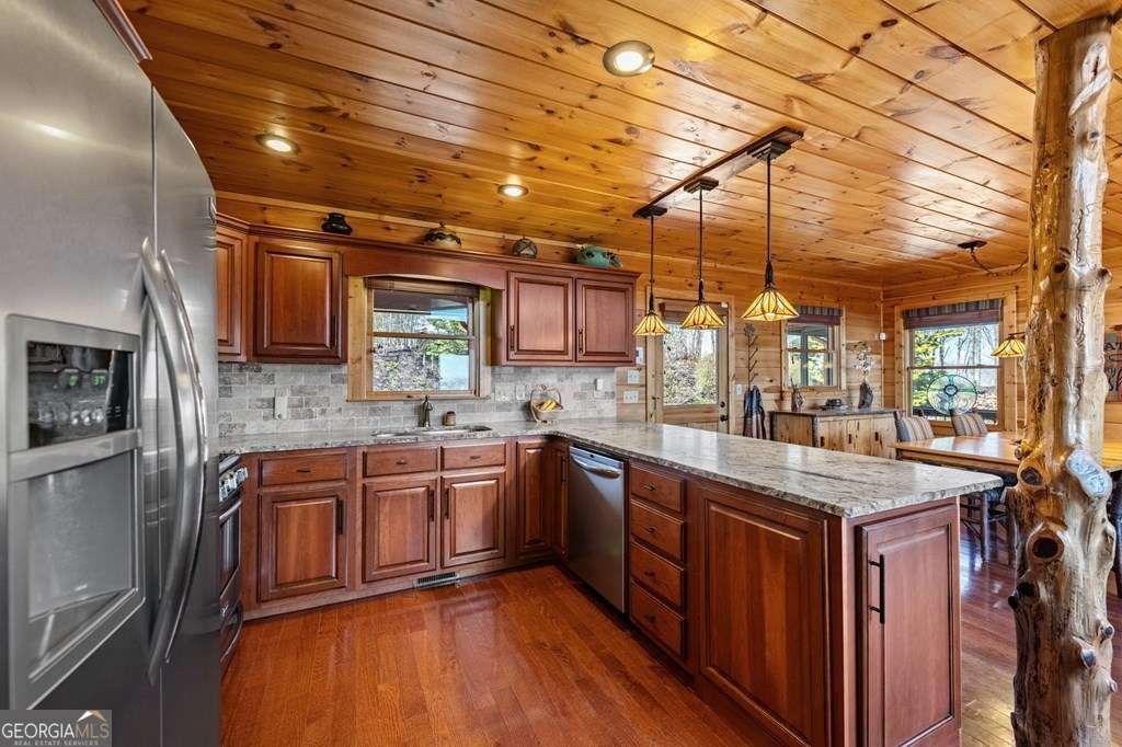 218 Chickadee Drive Blue Ridge - 25