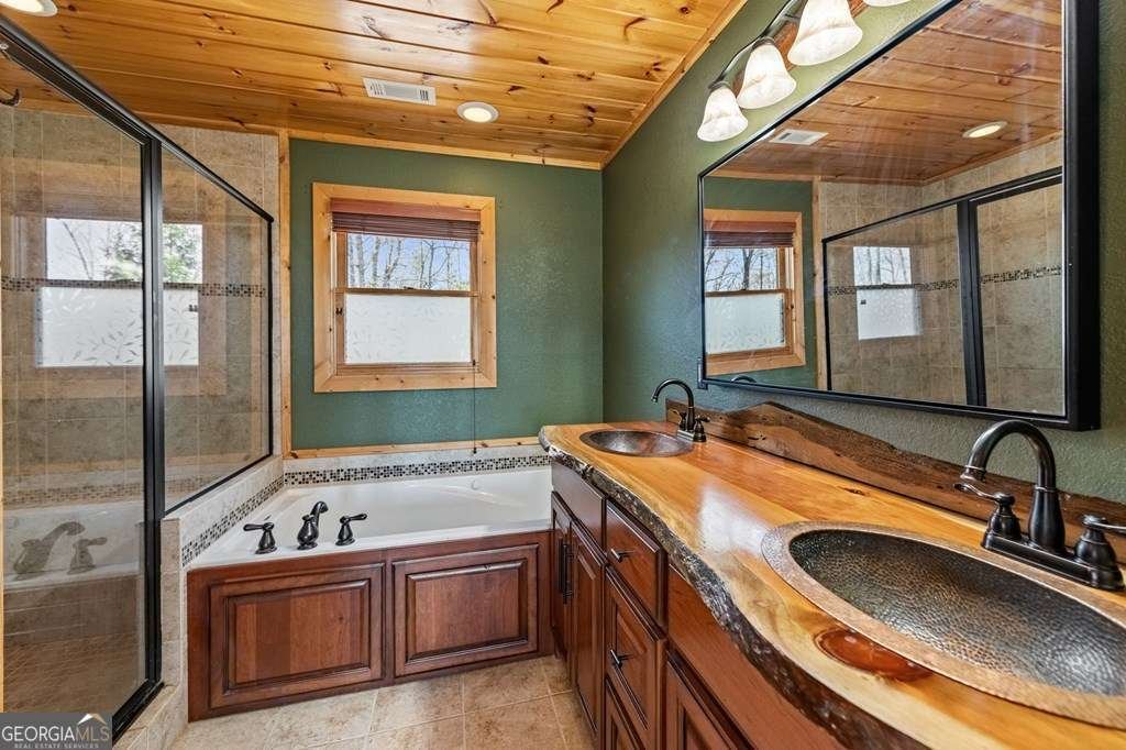 218 Chickadee Drive Blue Ridge - 37