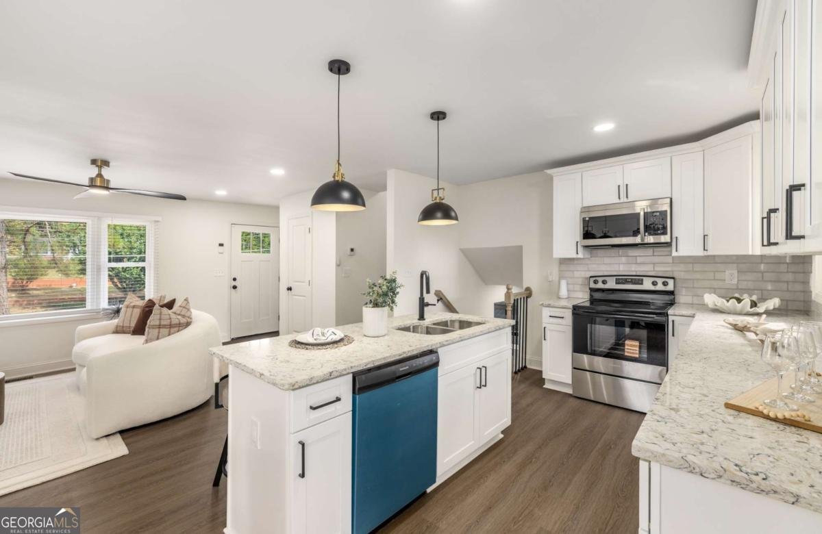 1483 Town Country Drive Atlanta - 10