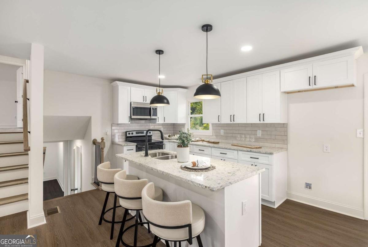 1483 Town Country Drive Atlanta - 11