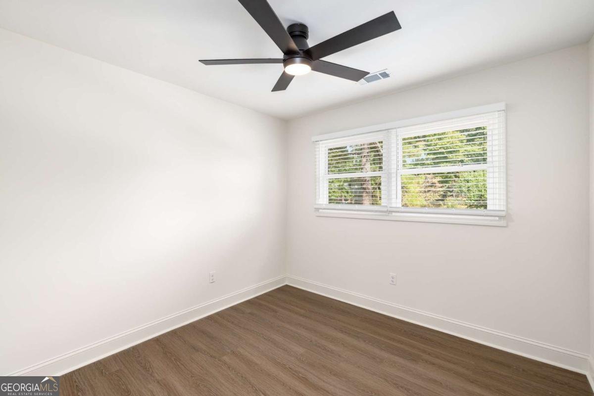 1483 Town Country Drive Atlanta - 15