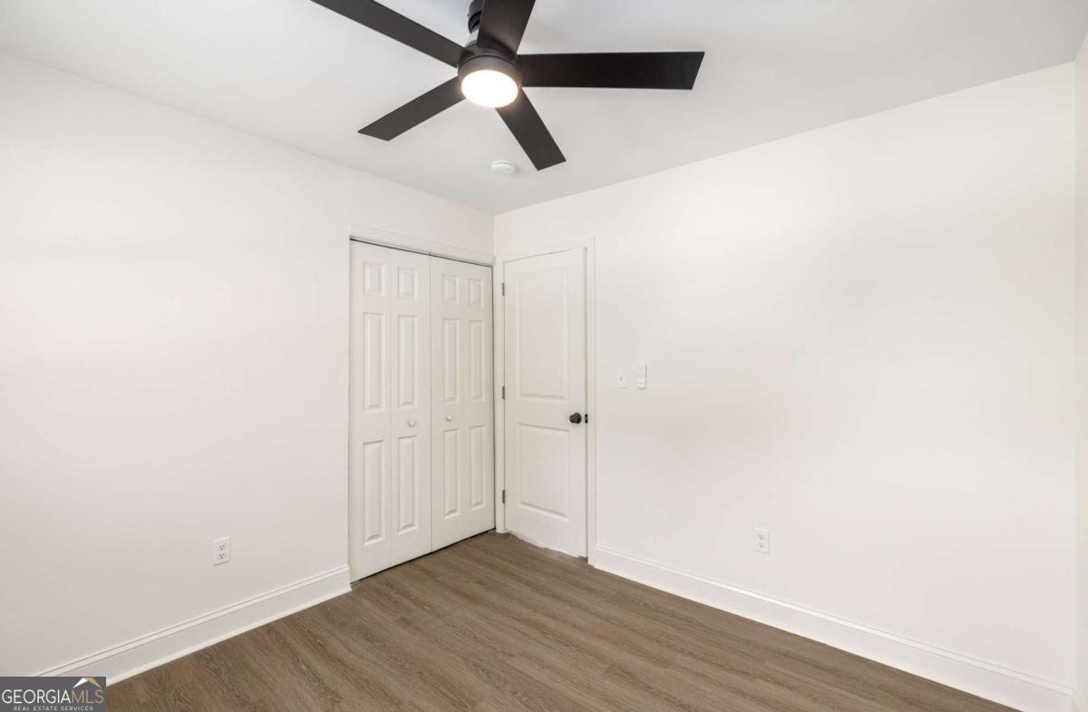 1483 Town Country Drive Atlanta - 16