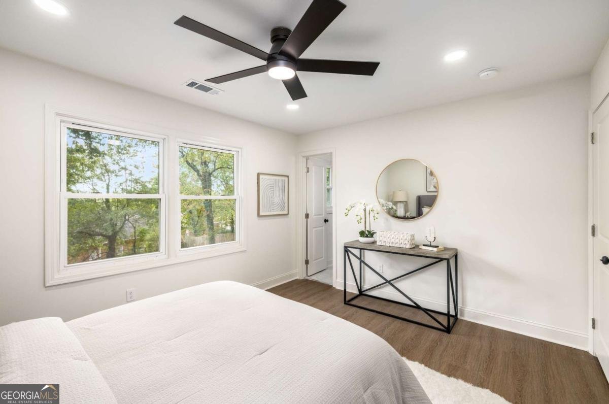 1483 Town Country Drive Atlanta - 20