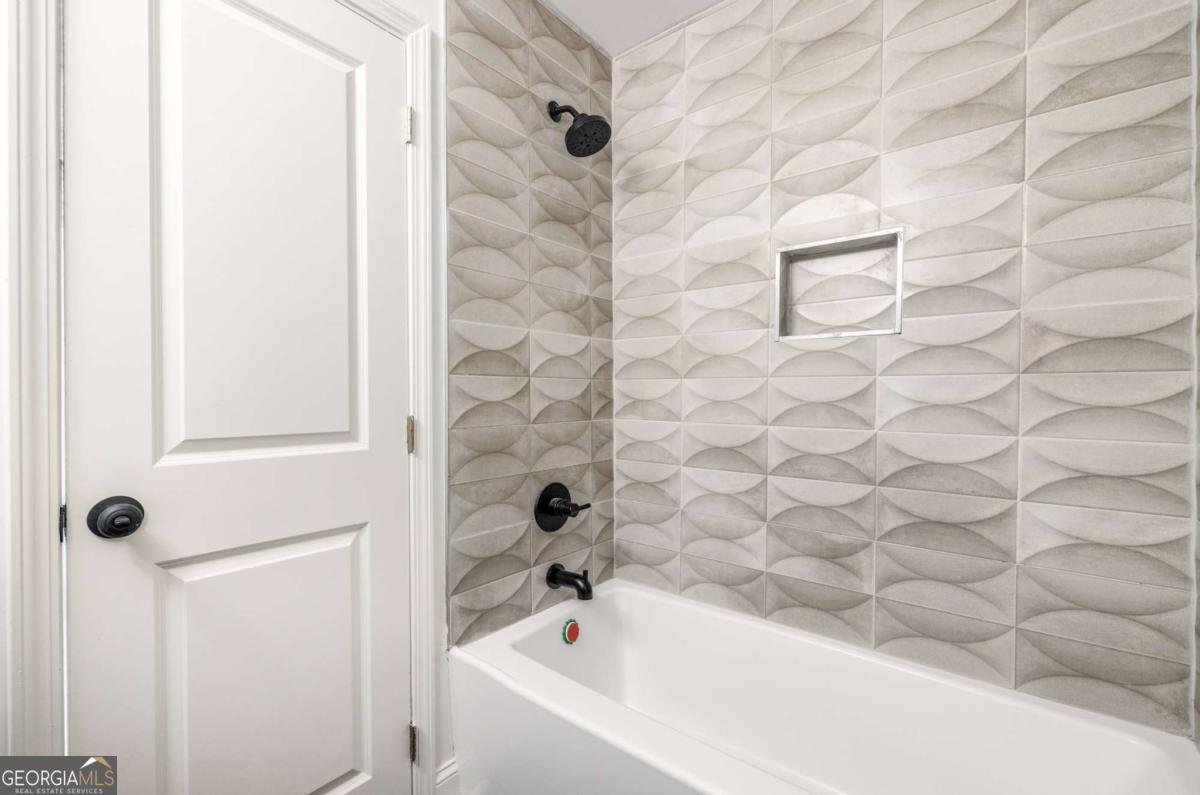 1483 Town Country Drive Atlanta - 25