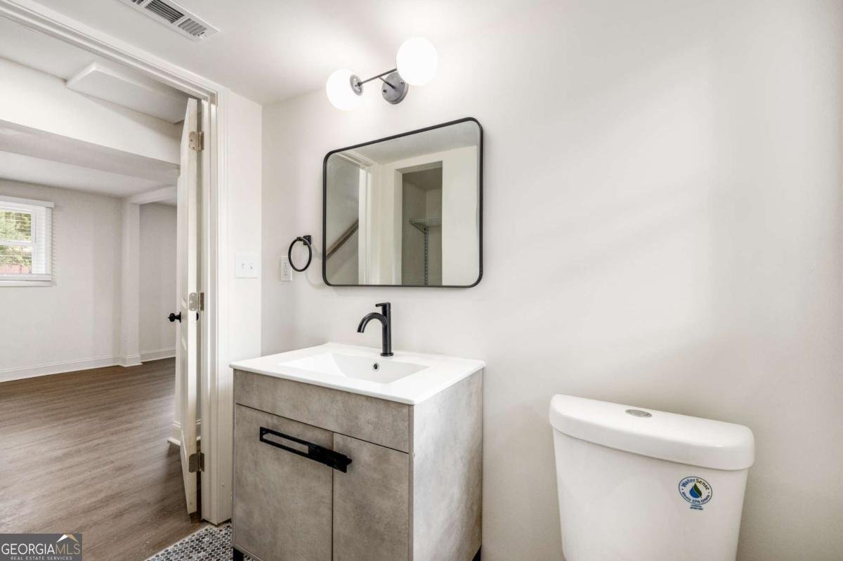 1483 Town Country Drive Atlanta - 28