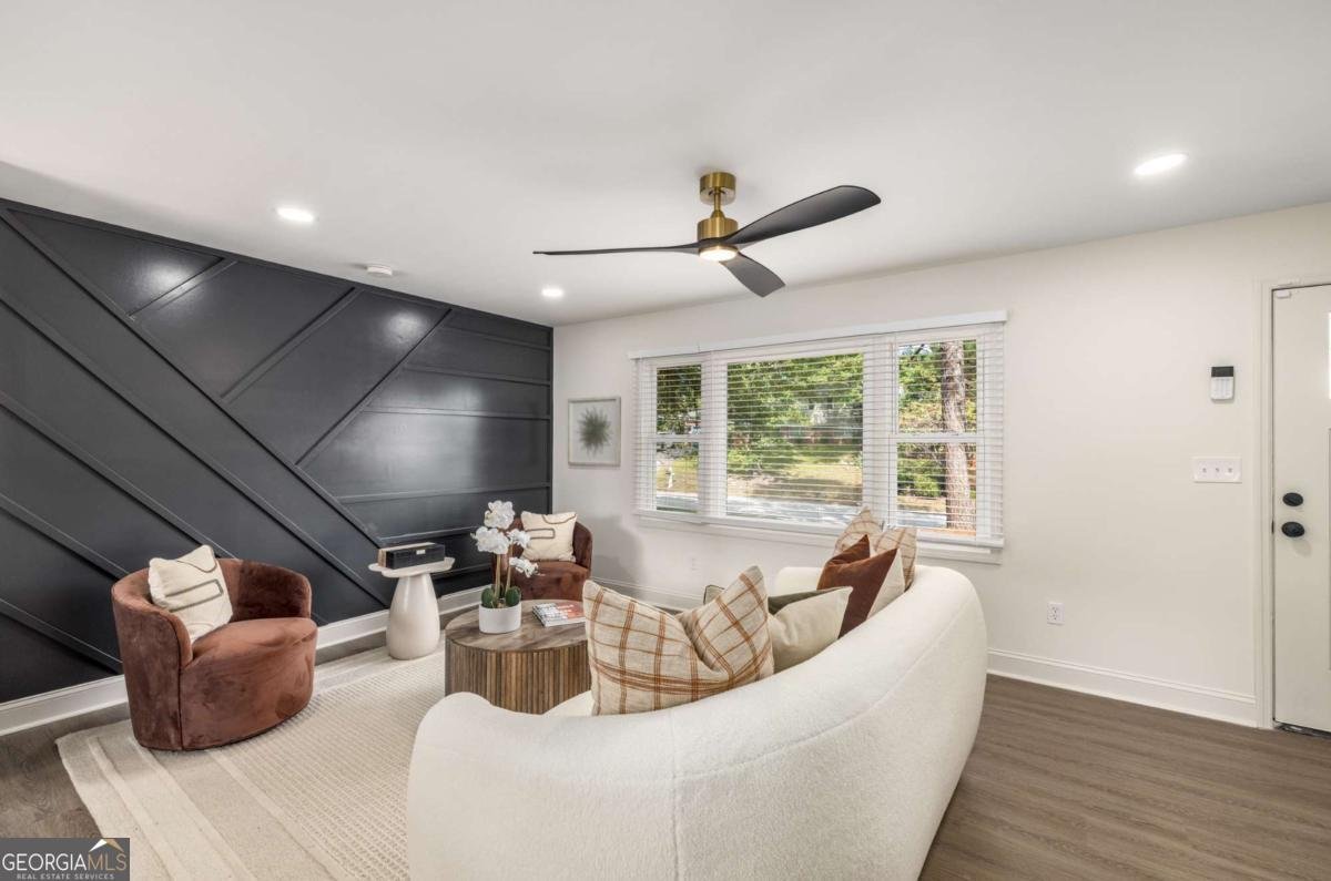 1483 Town Country Drive Atlanta - 5