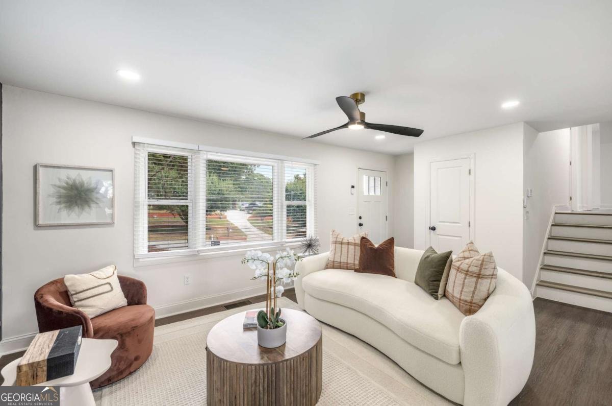 1483 Town Country Drive Atlanta - 7