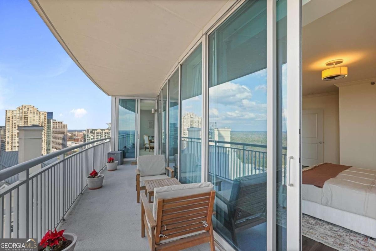 3338 Peachtree Road Atlanta - 16