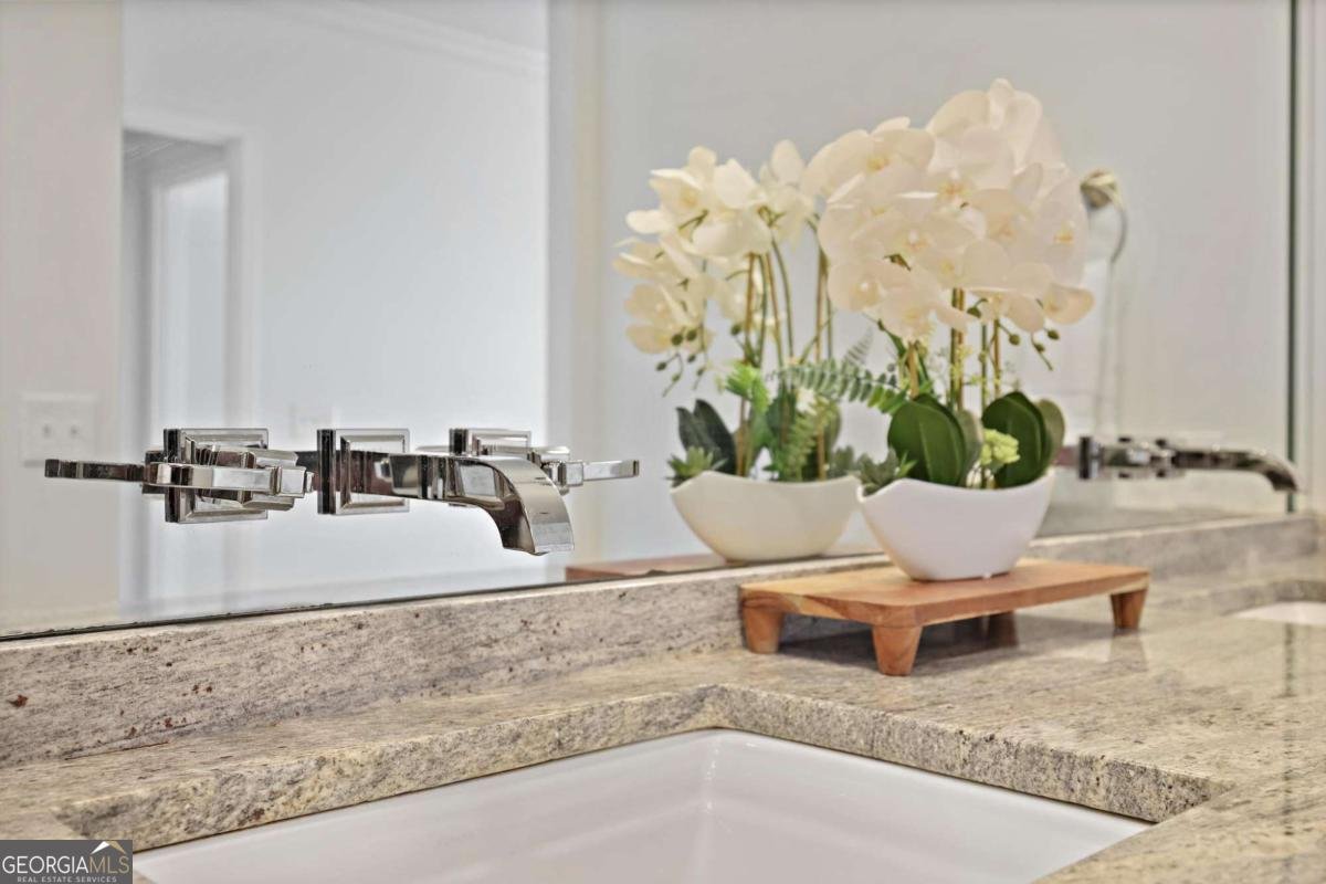 3338 Peachtree Road Atlanta - 19