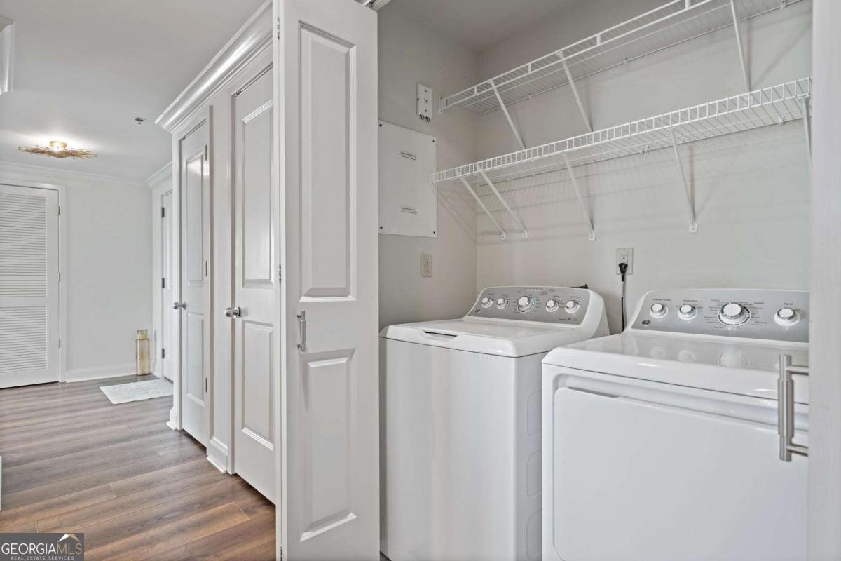 3338 Peachtree Road Atlanta - 24