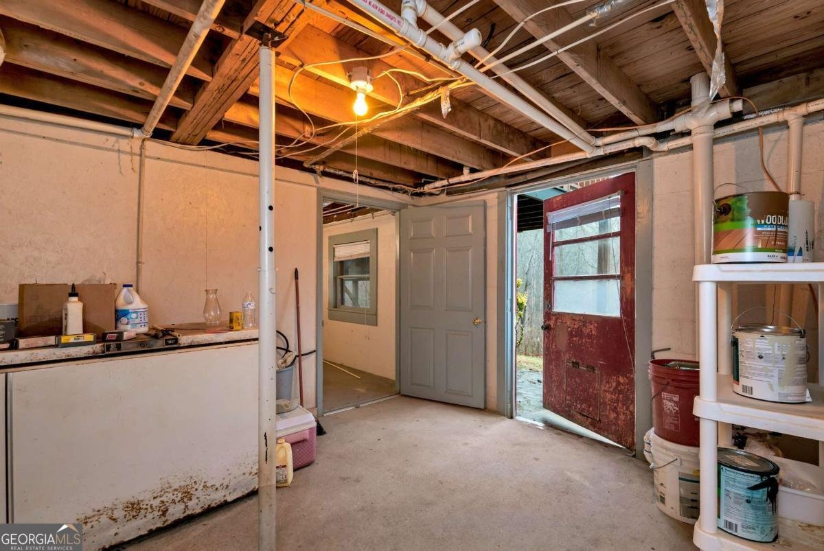 147 Twin Peaks Drive Demorest - 34